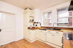 Kitchen- click for photo gallery